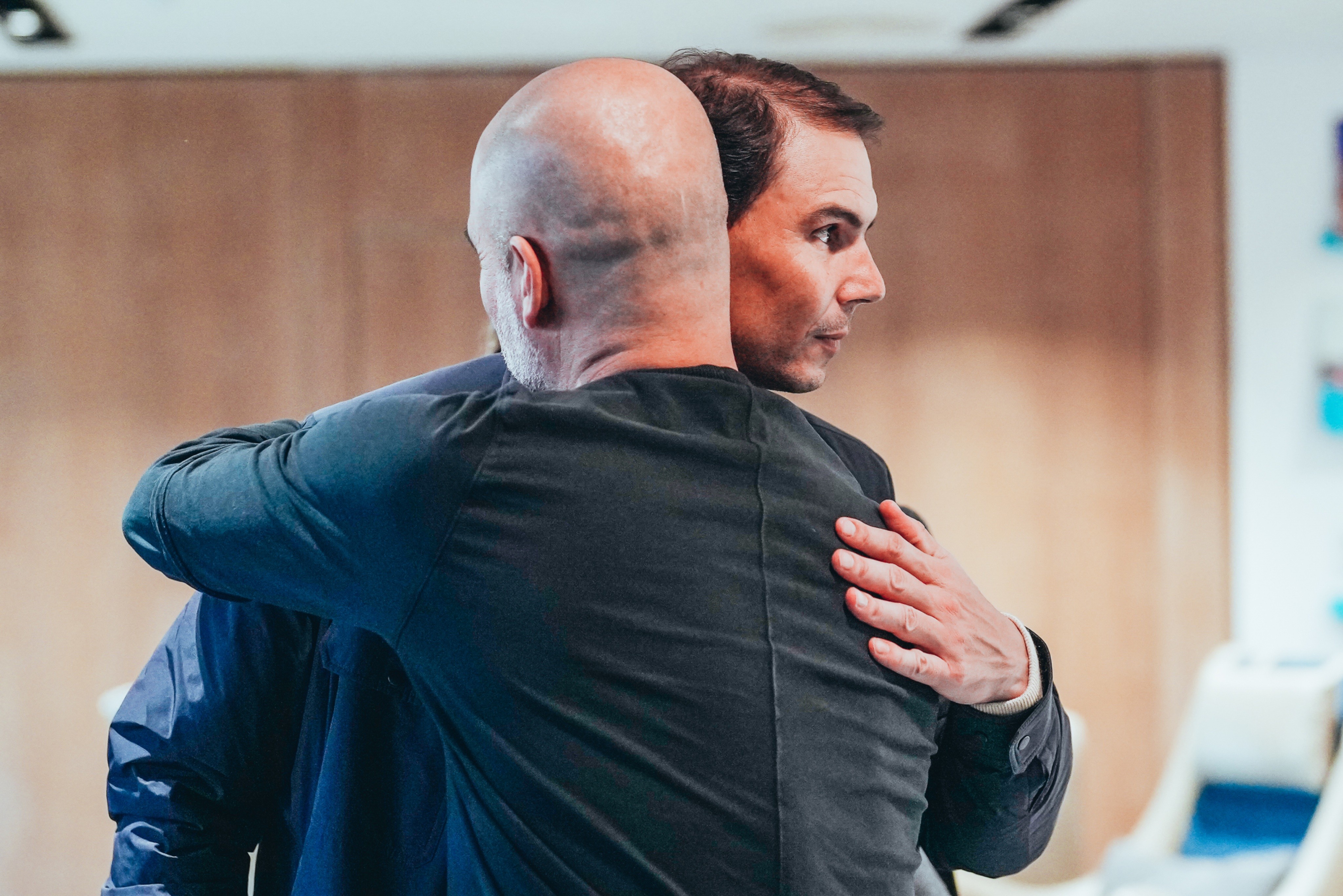 开云体育-皇家马德里不断突破！，纳达尔连续十场比赛得分超过险胜观众掌声雷动-开云体育